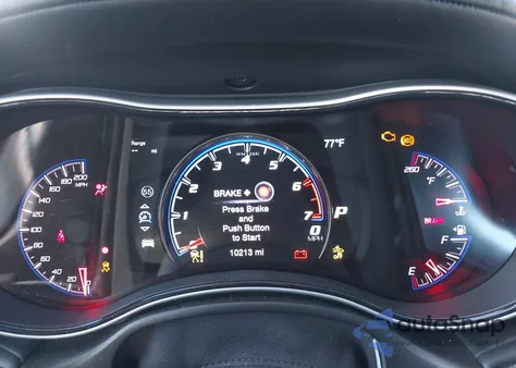 2021 Jeep Grand Cherokee Trackhawk 4X4 из США, поврежденный, VIN 1C4RJFN92MC842535